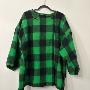 Vintage Green and Black Plaid Wool Two Button Poncho/Jacket